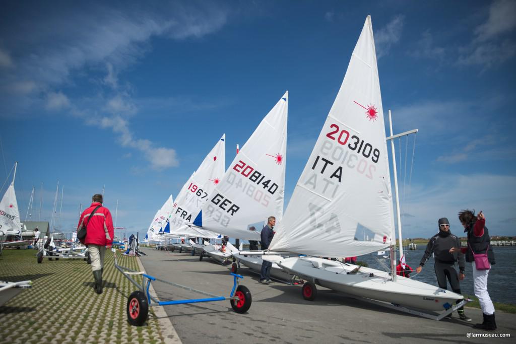 race noun \ˈrās\ Definition of RACE 1 chiefly Scottish :  the act of running 2 a :  a strong or rapid current of water flowing through a narrow channel b :  a watercourse used industrially c :  the current flowing in such a course 