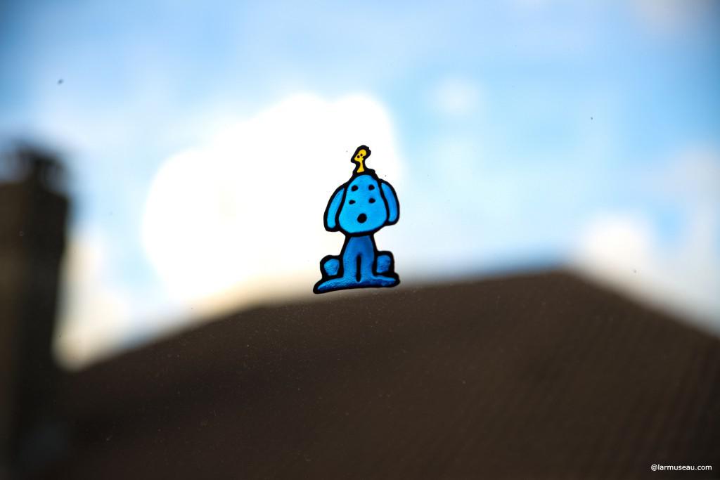 snoop·y  (sno͞o′pē) adj. snoop·i·er, snoop·i·est Informal Likely to snoop; nosy. snoop′i·ly adv. snoop′i·ness n.